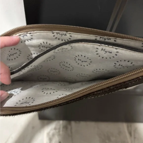 Patchwork Leather Crossbody Bag - Picture 3 of 4